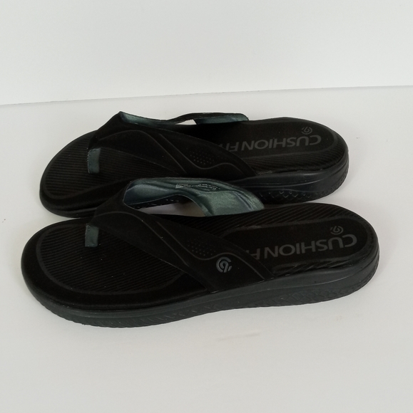 champion flip flaps man's Sz 11/12 - Picture 2 of 4